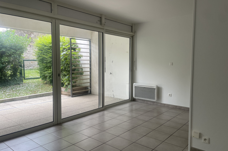 Location appartement 3 pièce(s) 66 m² - Photo 1