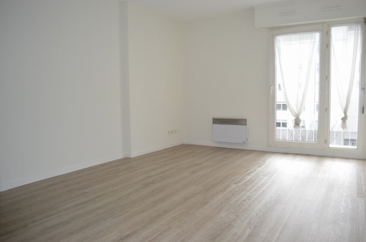 Location appartement 1 pièce(s) 24 m² - Photo 1