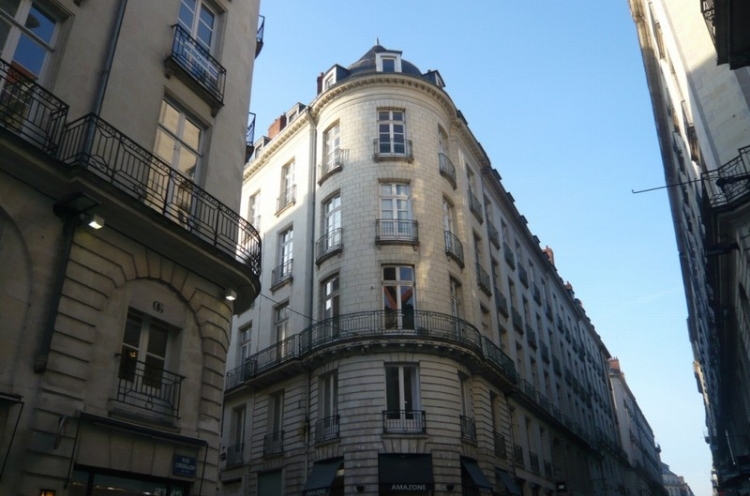 Location appartement 1 pièce(s) 41 m² - Photo 1