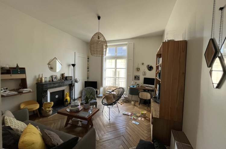 Location appartement 3 pièce(s) 79 m² - Photo 1