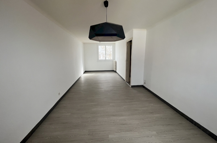 Location appartement 3 pièce(s) 73 m² - Photo 1