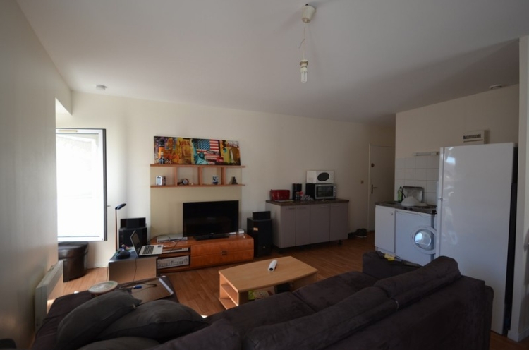 Location appartement 1 pièce(s) 37 m² - Photo 1