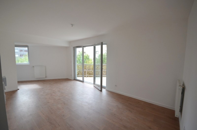 Location appartement 3 pièce(s) 66 m² - Photo 1