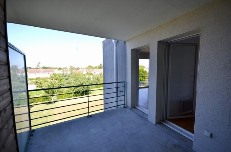 Location appartement 3 pièce(s) 62 m² - Photo 1