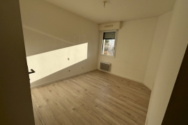 Location appartement 2 pièce(s) 37 m² - Photo 2