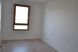 Location appartement 3 pièce(s) 74 m² - Photo 6