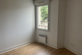 Location appartement 3 pièce(s) 74 m² - Photo 4