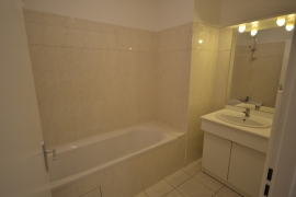 Location appartement 3 pièce(s) 69 m² - Photo 7