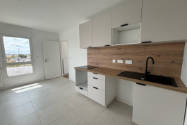 Location appartement 4 pièce(s) 83 m² - Photo 3