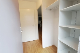 Location appartement 4 pièce(s) 85 m² - Photo 2