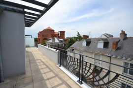 Location appartement 3 pièce(s) 77 m² - Photo 3