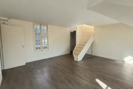 Location appartement 4 pièce(s) 69 m² - Photo 2