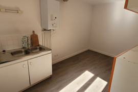 Location appartement 4 pièce(s) 69 m² - Photo 3