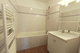 Location appartement 3 pièce(s) 71 m² - Photo 9