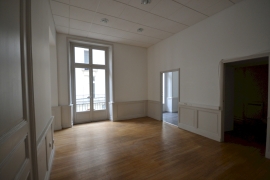 Location bureaux 85 m² - Photo 1