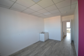Location bureaux 45 m² - Photo 4