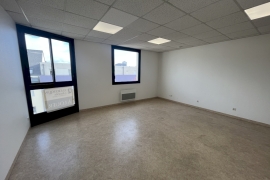 Location bureaux 73 m² - Photo 3