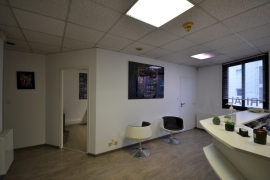 Location bureaux 120 m² - Photo 2