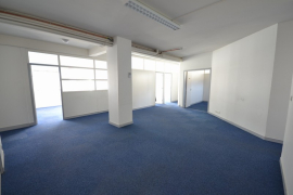 Location local commercial ou professionnel 10 pièce(s) 219 m² - Photo