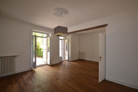 Location maison 7 pièce(s) 190 m² - Photo