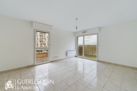 Vente appartement 4 pièce(s) 70 m² - Photo 2